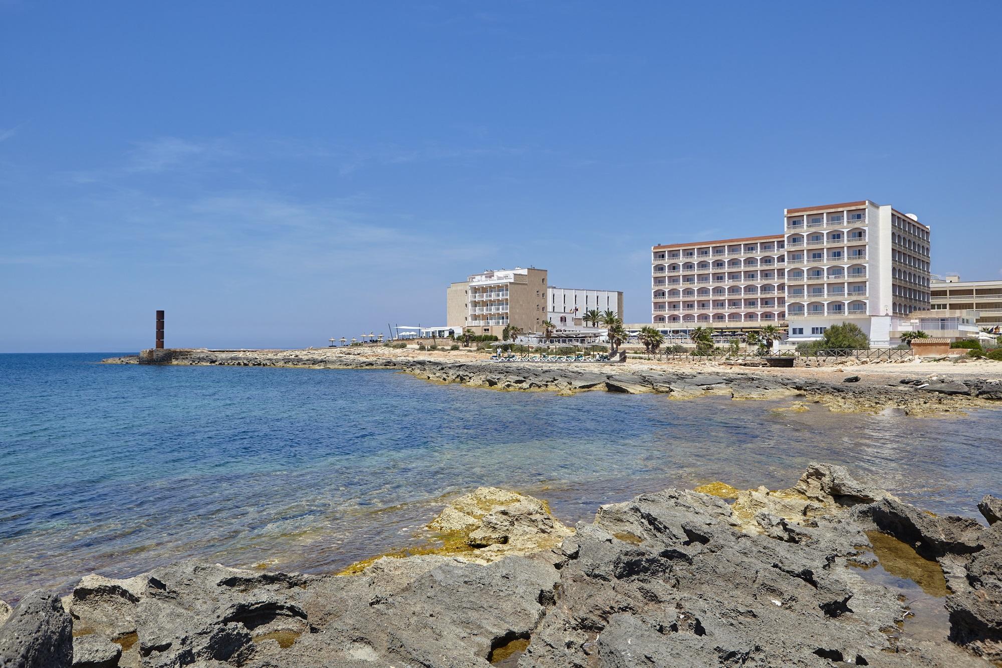 Universal Hotel Romantica Colonia de Sant Jordi Exterior photo