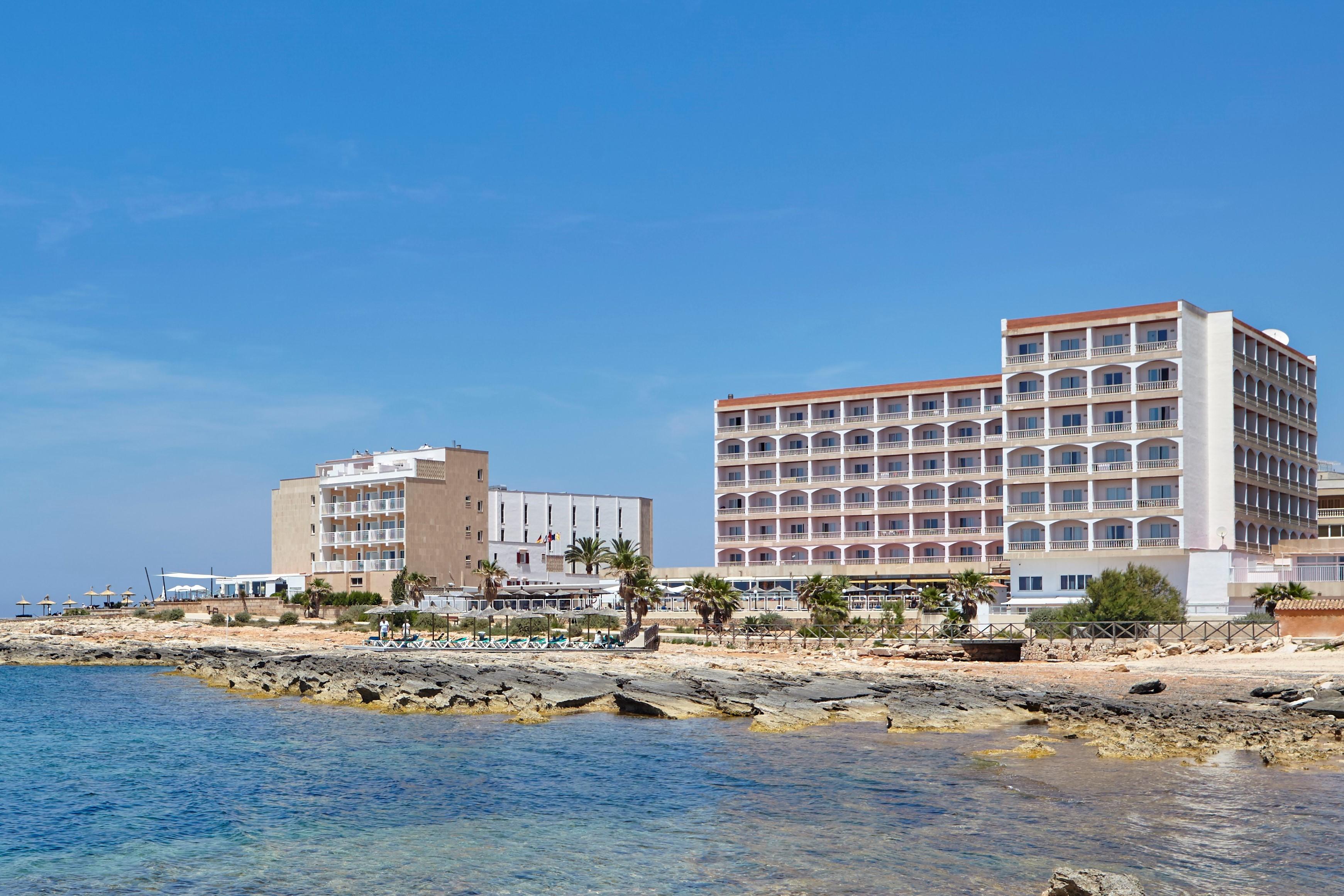 Universal Hotel Romantica Colonia de Sant Jordi Exterior photo